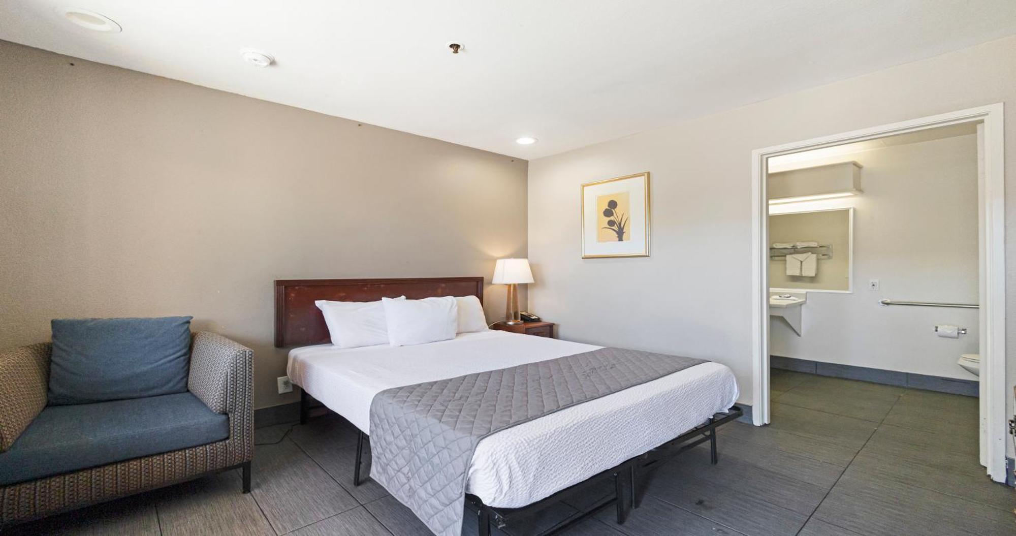 Budget Inn And Suites Stockton Yosemite Екстер'єр фото